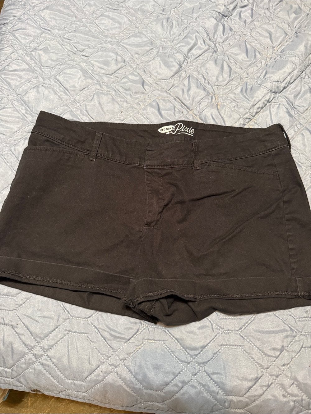 Old Navy Black Pixie Low-Rise Women's Jean Shorts